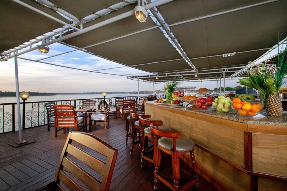 Nile Cruise 3 Nights From Aswan To Luxor Every Friday, Monday And Wednesday With Tours Exterior photo
